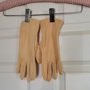 Vintage Hand Dyed Ladies Gloves Size 7+ In Honey